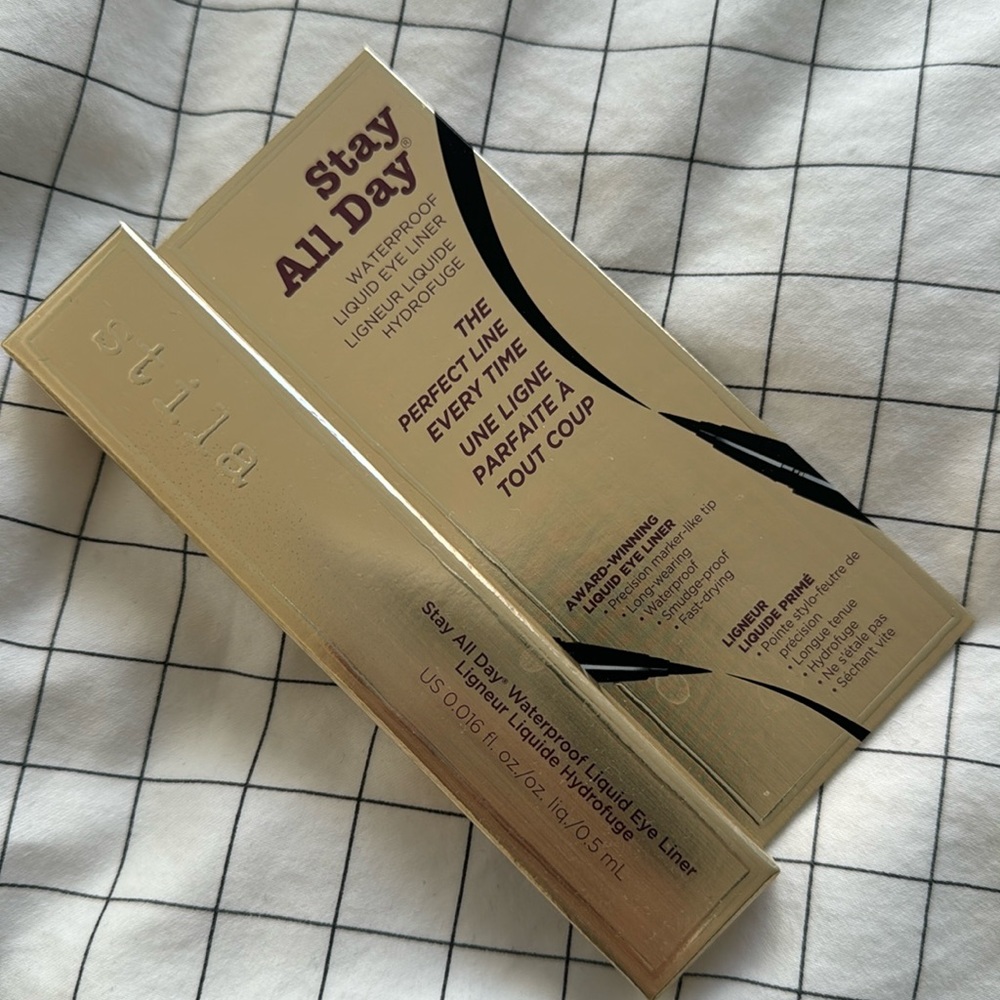 STILA stay all day waterproof liquid eye liner